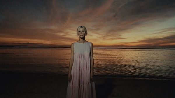 DARA a lansat piesa "Noaptea gri"