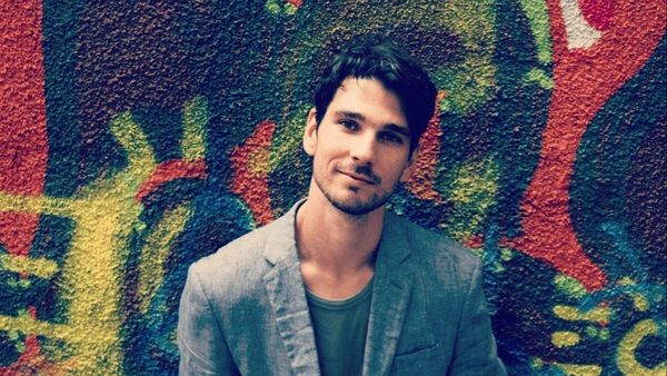 C&acirc;t de mult l-a afectat pe Anghel Damian divorțul părinților: &bdquo;Am fost și suntem o familie, ne pasă unii de alții, ne respectăm&rdquo;