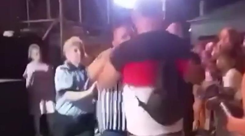 Concertul lui Babasha întrerupt de o bătaie generală