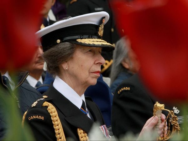 Ce părere a avut inițial Prințesa Anne despre Camilla Parker? Sora regelui Charles spunea că &bdquo;nu va fi niciodată o regină adevărată&rdquo;