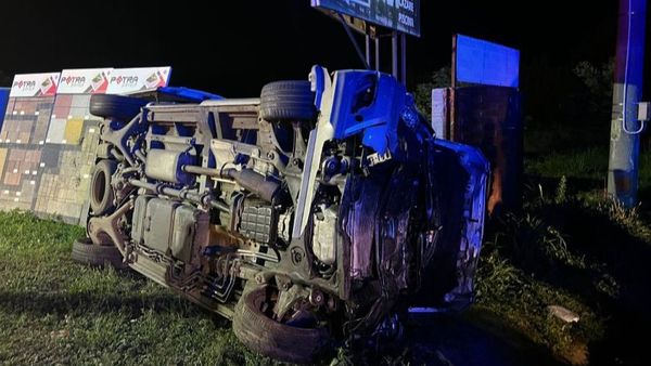 Accident grav &icirc;n apropiere de Buzău:  o persoană a murit, iar alte 11 persoane au fost rănite, printre care 5 copii. Ce au descoperit oamenii legii la fața locului