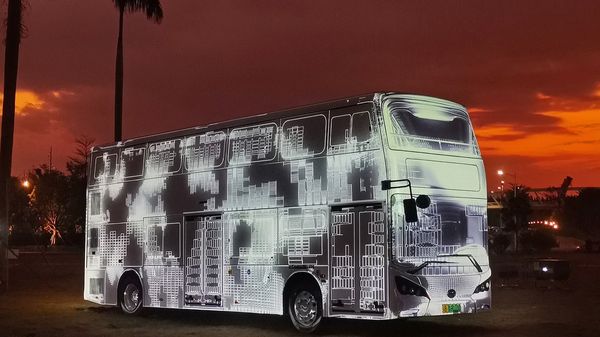 Festivalul RADAR 2024 revine la București: Artiști renumiți din &icirc;ntreaga lume vin să &icirc;și prezintă creațiile. Care este prețul biletului