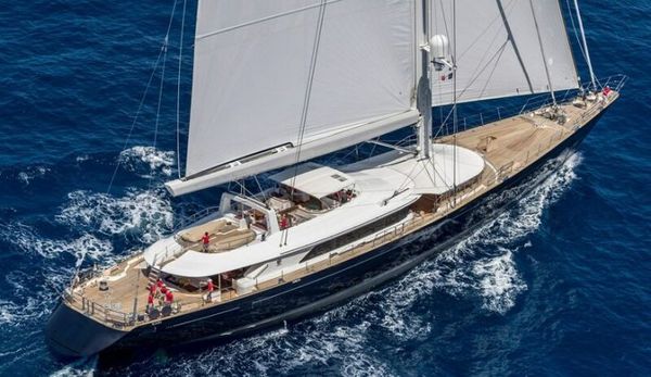 Controversele din spatele iahtului scufundat &icirc;n Italia! Partenerul milionarului cunoscut ca &bdquo;Bill Gates al Angliei&rdquo; a murit &icirc;ntr-un accident