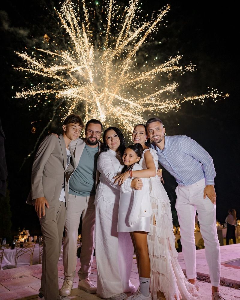 Vlăduța Lupău și Adi Rus au sărbătorit botezul fiului lor într-un decor de poveste