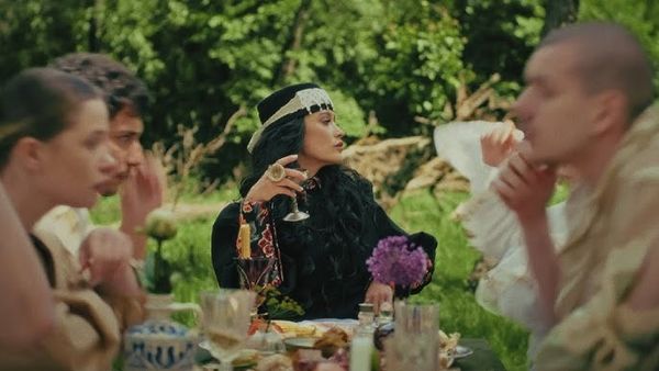 Irina Rimes a lansat videoclipul piesei "Bădiță"