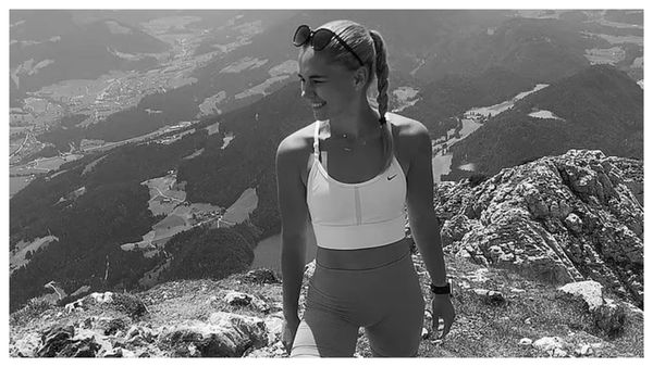 Cine este gimnasta de 23 de ani care a murit &icirc;n timp ce &icirc;ncerca să-și facă un selfie