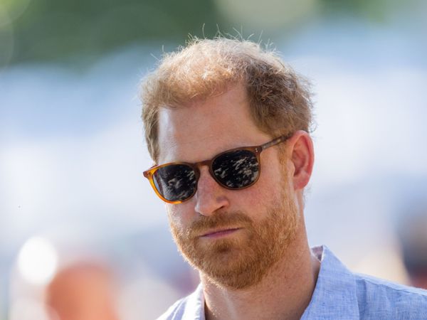 Cum &icirc;i răspunde Prințul William la mesaje fratelui său, Harry, atunci c&acirc;nd este &icirc;ntrebat despre situația lui Kate