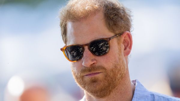 Cum îi răspunde Prințul William la mesaje fratelui său, Harry, atunci când este întrebat despre situația lui Kate