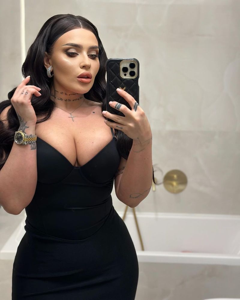 Cum s-a schimbat Oana Radu de-a lungul anilor? 