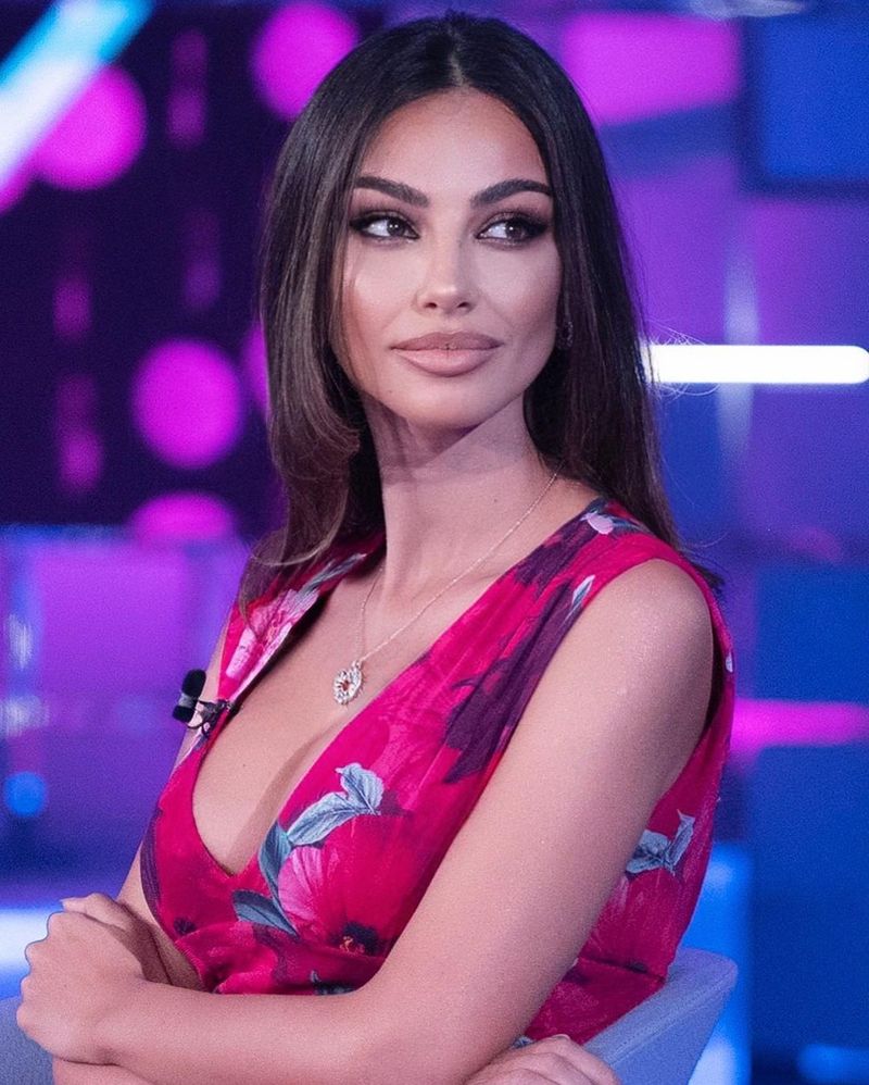 Mădălina Ghenea a fost atacată de hackeri