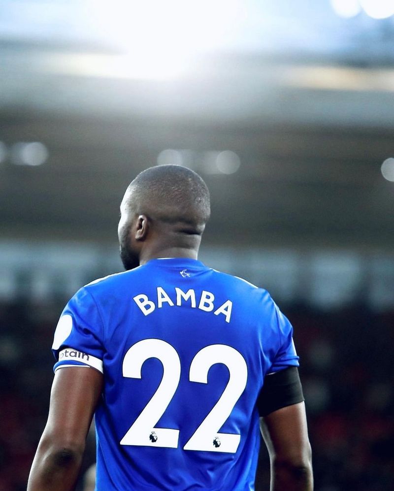 Sol Bamba, fostul fundaș din Premier League, a murit.