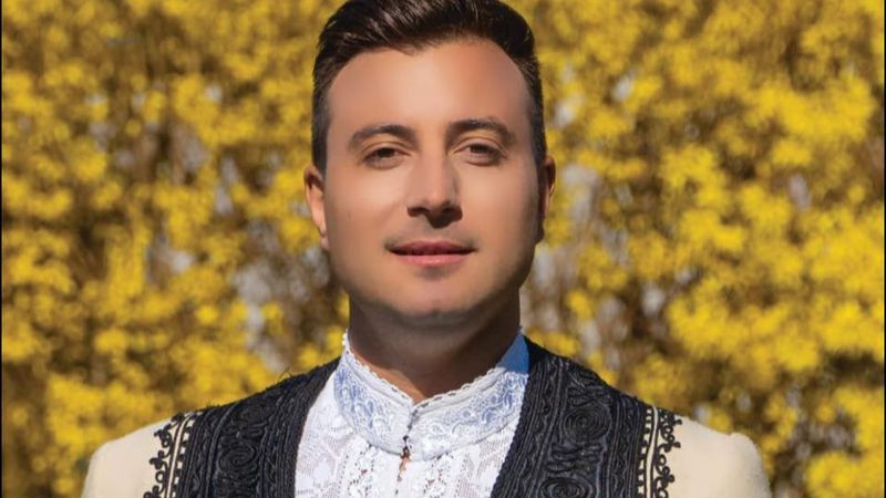 Valentin Sanfira o pune la zid pe Corina Bud după apariția controversată de la concert