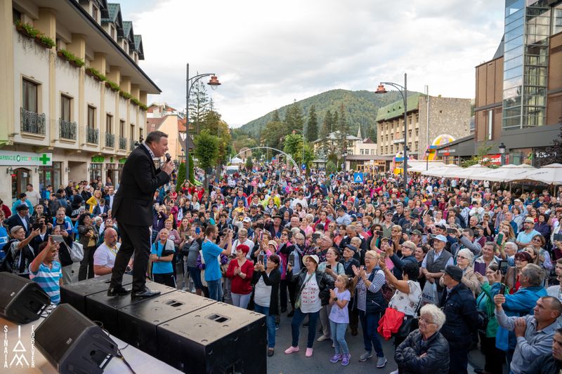 La ce trebuie să se aștepte festivalierii la SINAIA Forever? 