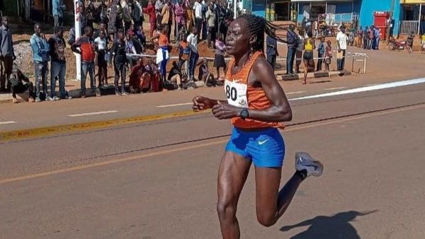 Caz șocant în lumea sportului! Atleta ugandeză Rebecca Cheptegei, stropită cu benzină şi incendiată de iubitul ei, a murit