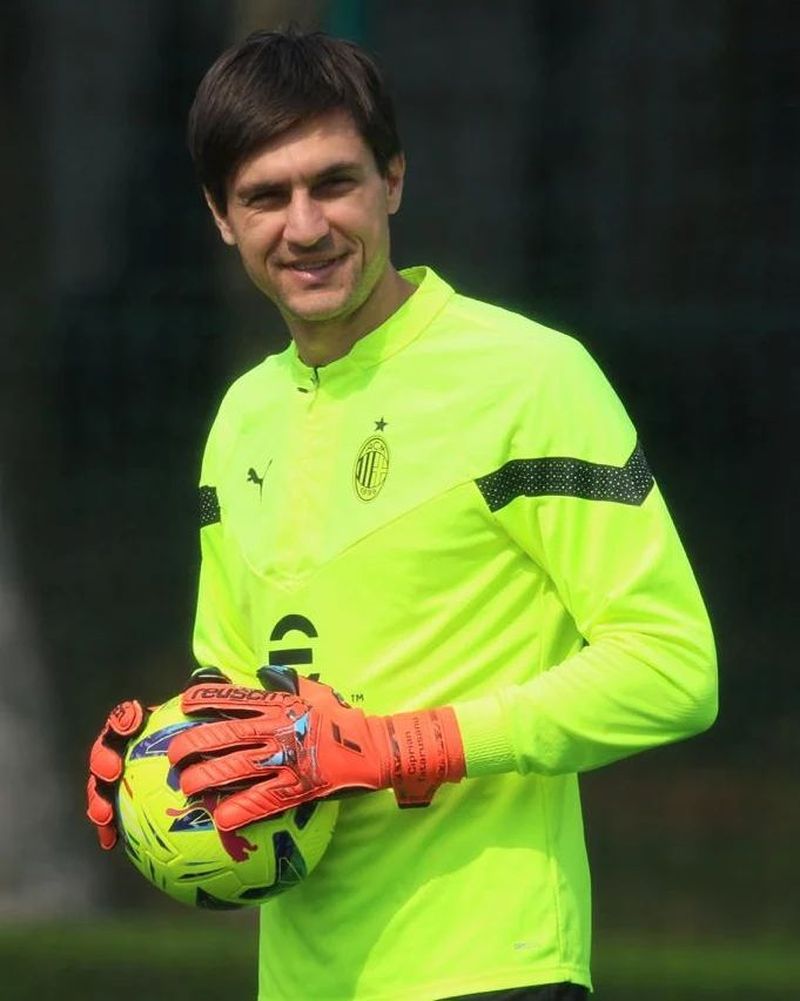 Ciprian Tătărușanu  retragere