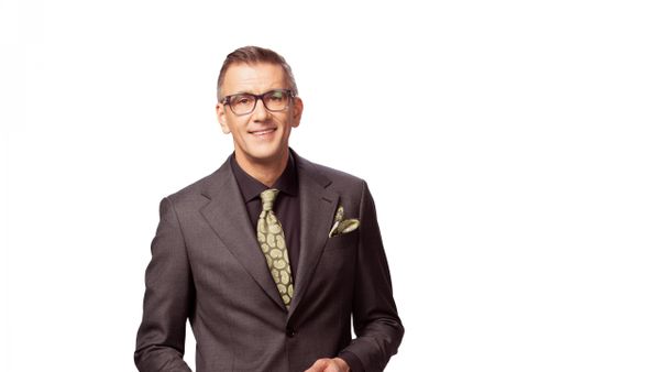 Schimbare la pupitrul Ştirilor Kanal D de weekend: Cosmin Cernat va prezenta buletinele de ştiri de la 12:00 şi 18:00