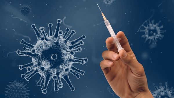 Vaccinul antigripal, disponibil în farmacii! Cât costă și cine beneficiază de compensare