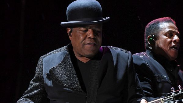 Tito Jackson, fratele lui Michael Jackson și membru al trupei Jackson Five, a &icirc;ncetat din viață. Ce i-ar fi provocat sf&acirc;rșitul