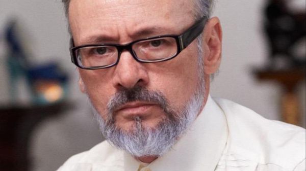 Ce s-a &icirc;nt&acirc;mplat cu verigheta Iuliei Albu? Mihai Albu explică decizia surprinzătoare
