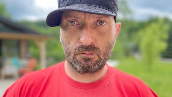 Cheloo de la Paraziții, antreprenor de succes! Cum a încasat aproape 1 milion de euro din afaceri