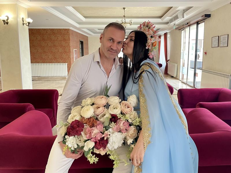 Medana Oprea o atacă din nou pe Larisa Uță 