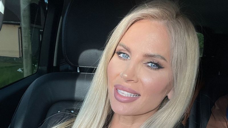 Ce a pățit Andreea Bănică &icirc;n timp ce se afla &icirc;n vacanță &icirc;n Grecia? Vedeta a răbufnit &icirc;n mediul online: &bdquo;Rom&acirc;nii sunt mințiți de greci și nu ne dăm seama&rdquo;