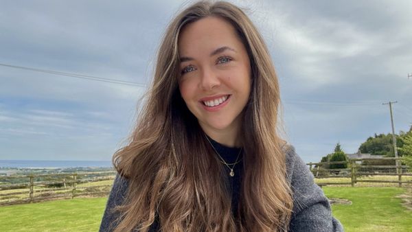 Povestea cutremurătoare a tinerei care a mers singură în luna de miere după ce logodnicul ei a murit: ”A încetat din viață cu o lună înainte de nuntă”