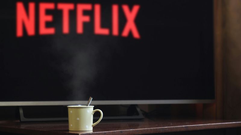 Filmele și serialele care se lansează pe Netflix &icirc;n octombrie 2024