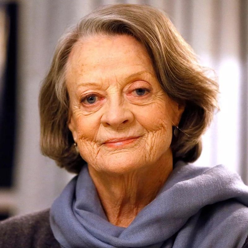 Actrița Maggie Smith, carieră marcată de succes și premii 