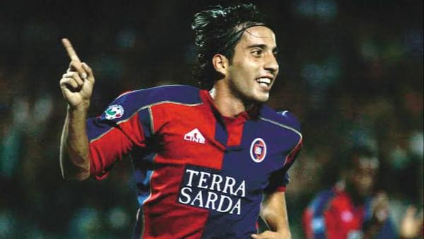 Cunoscutul fotbalist Andrea Capone, găsit mort într-o cameră de hotel. Care a fost, de fapt, cauza morții