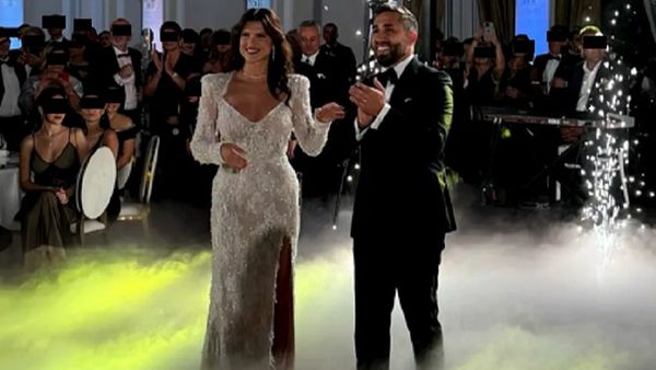 Festin regal la Palatul Snagov! Cum au fost răsfățați invitații la nunta Monicăi B&icirc;rlădeanu și a lui Valeriu Gheorghiță
