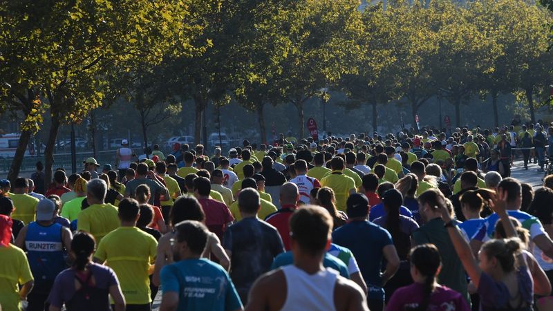 Peste 12.000 de alergători vor concura la Maratonul Bucureşti. Ce restricții de trafic sunt anunțate &icirc;n weekendul 12-13 octombrie 2024?