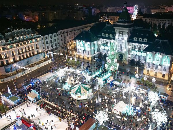 Premiera &icirc;n Rom&acirc;nia! Sania zburătoare a lui Moș Crăciun a ajuns la Craiova: &bdquo;Sunt două altfel de sănii &icirc;n Europa, una este la Craiova, cealaltă, &icirc;n Germania&rdquo;&rdquo;