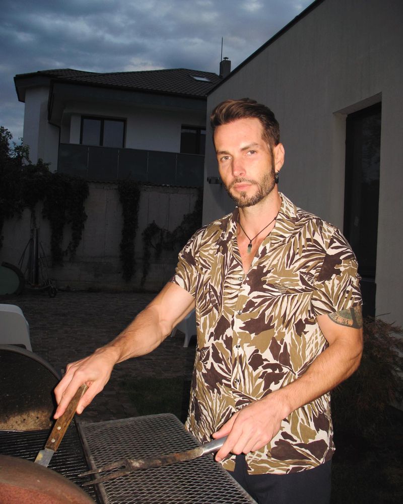 Randi neagă acuzațiile de consum de droguri la volan