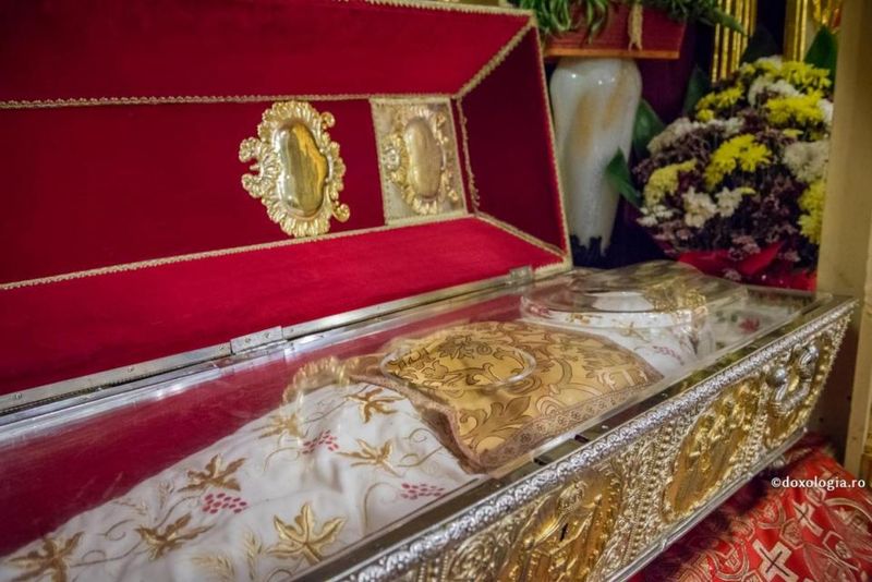 Sfânta Parascheva  blestem