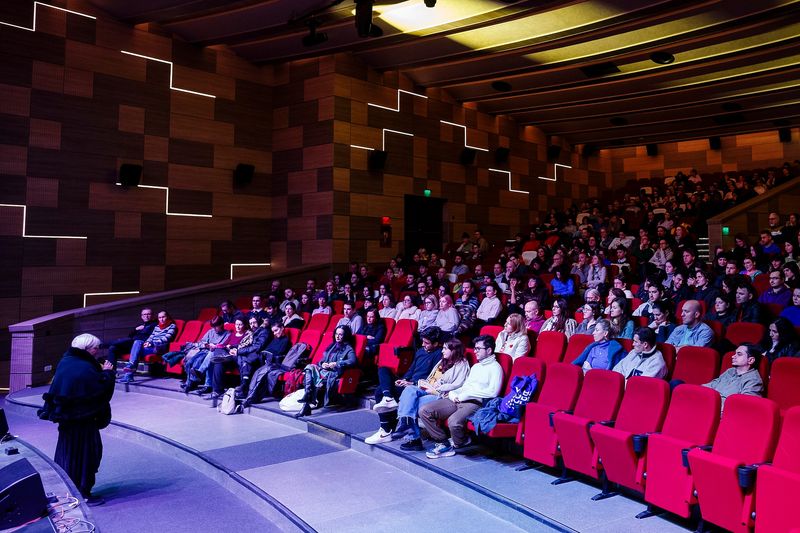 Ce premii se acordă la Dracula Film Festival 2024?  