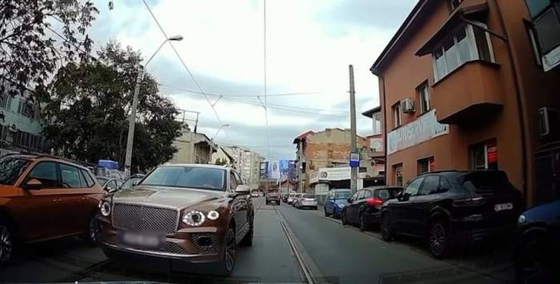 Bianca Drăgușanu, acuzată că a circulat pe contrasens 