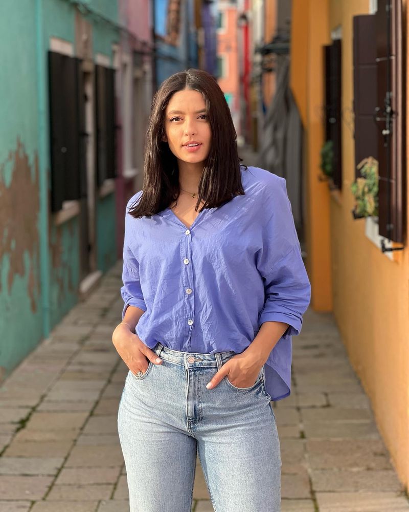 Oana Moșneagu modelling