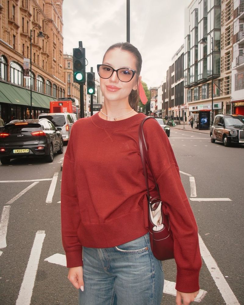 Pe cine sună Cleopatra Stratan atunci când are o problemă? 