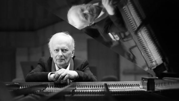 Janusz Olejniczak, cunoscut pentru părţile de pian din filmul &bdquo;The Pianist&rdquo;, a murit la 72 de ani. Care este cauza decesului?