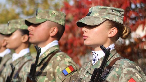 La mulți ani de Ziua Armatei 2024: Mesaje pentru toți cei care lucrează &icirc;n domeniu