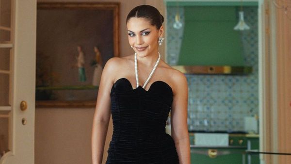 Cu cât se vinde pe OLX o rochie de mireasă, creație a Cristinei Săvulescu. Prețul este amețitor