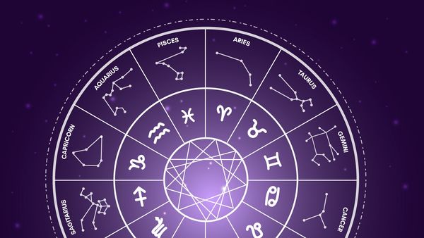Horoscop zilnic, 29 octombrie 2024: Taurii strălucesc pe toate planurile. Leii &icirc;și sărbătoresc reușitele din carieră alături de cei dragi&nbsp;