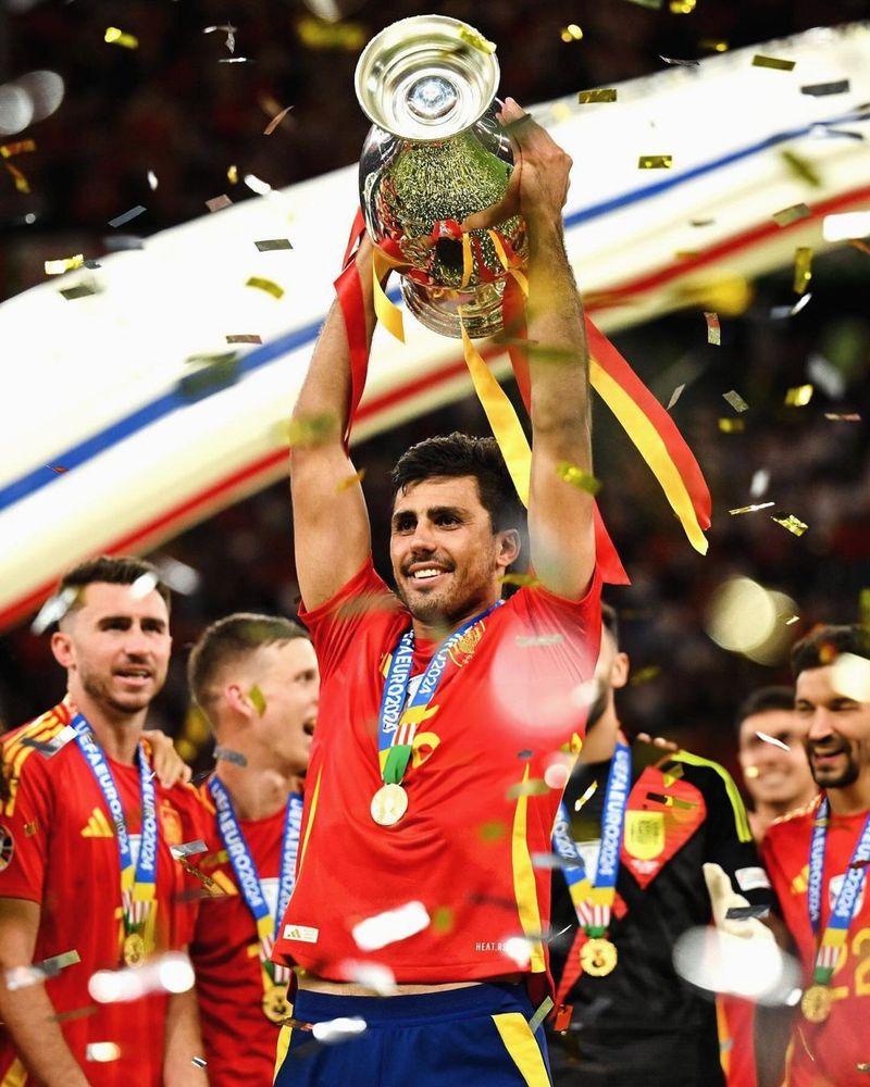  Rodri câştigătorul Balonului de Aur 2024