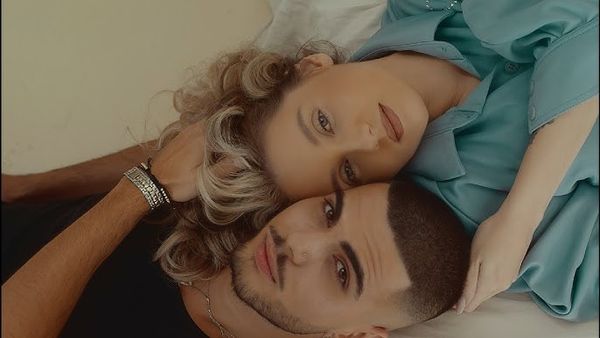 Alessandra și Andrei Bănuță au lansat "Luna și Stelele", piesă extrasă de pe albumul "Până la final și mai departe"