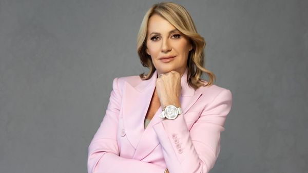 &bdquo;Zeița de la Montreal&rdquo; &icirc;mplinește 63 de ani! Povestea Nadiei Comăneci, campioana care a redefinit gimnastica