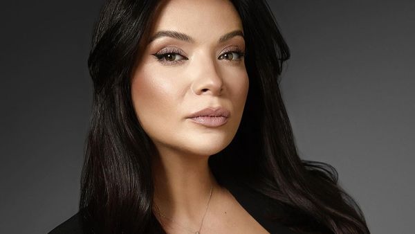 Anca Dinicu a devenit mamă pentru prima oară! Ce spune despre miracolul venirii pe lume a fiului său