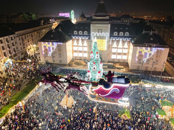 Lista completă a T&acirc;rgurilor de Crăciun 2024 din Rom&acirc;nia. Merită să mergi măcar o dată la fiecare din ele