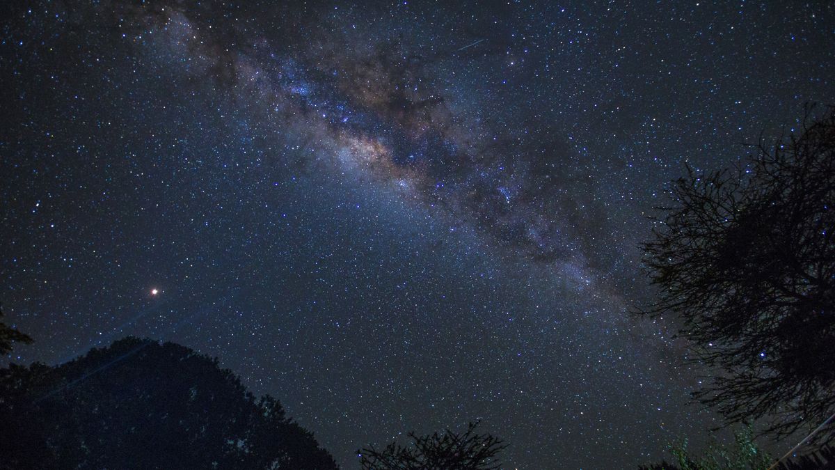 Când putem vedea următoarea ploaie de meteori? 
