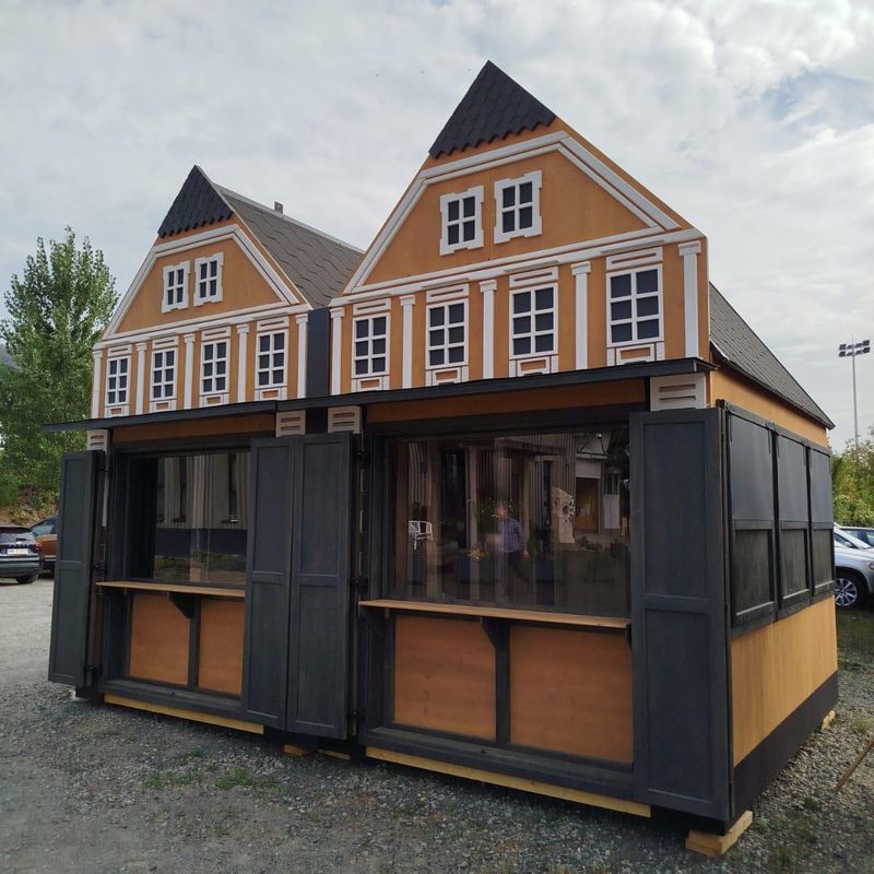 Târgul de Crăciun din Brașov se pregătește de marea deschidere 